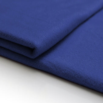 buehnenmolton_blau